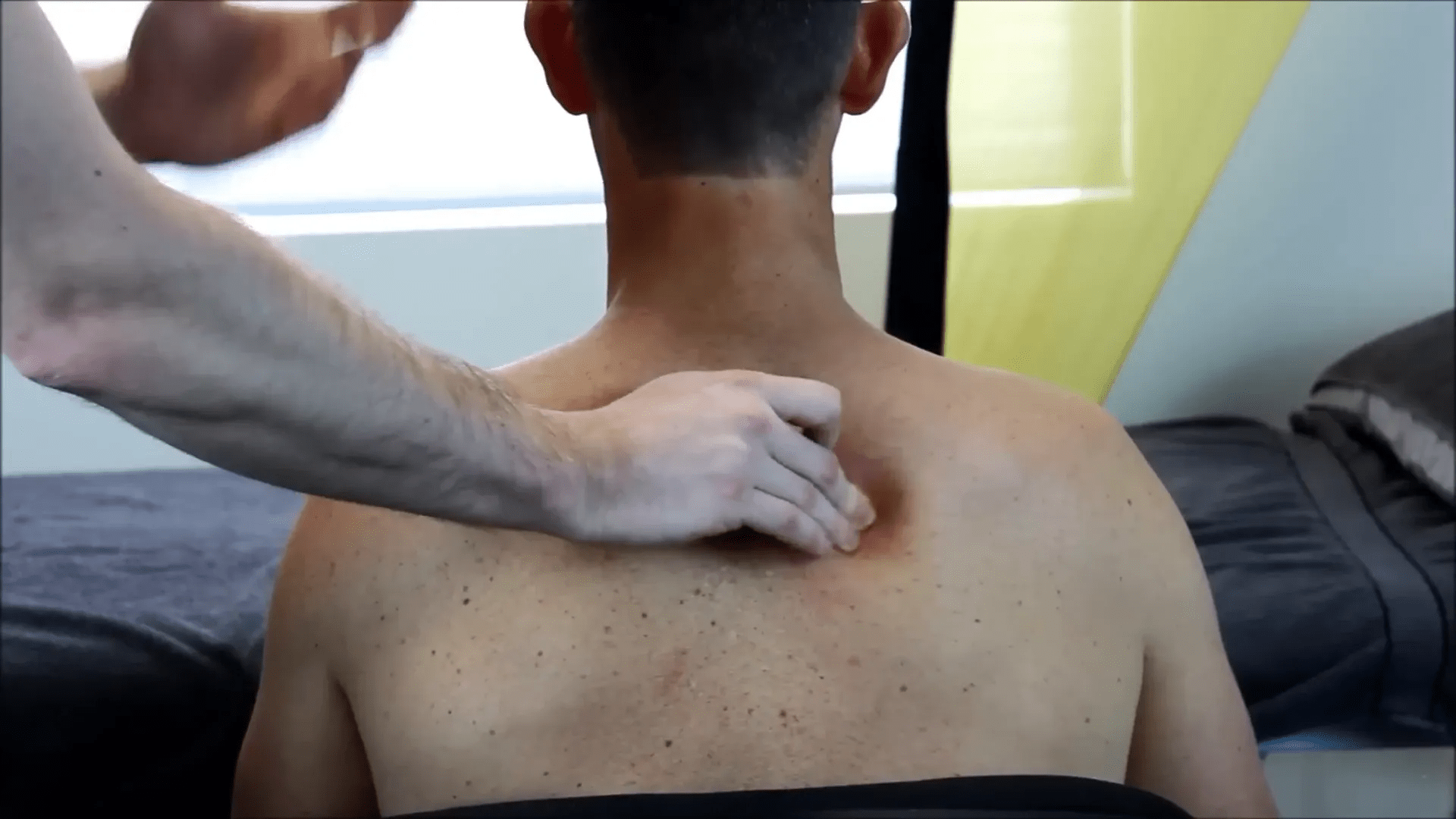 Kas gerginliklerini hissetme